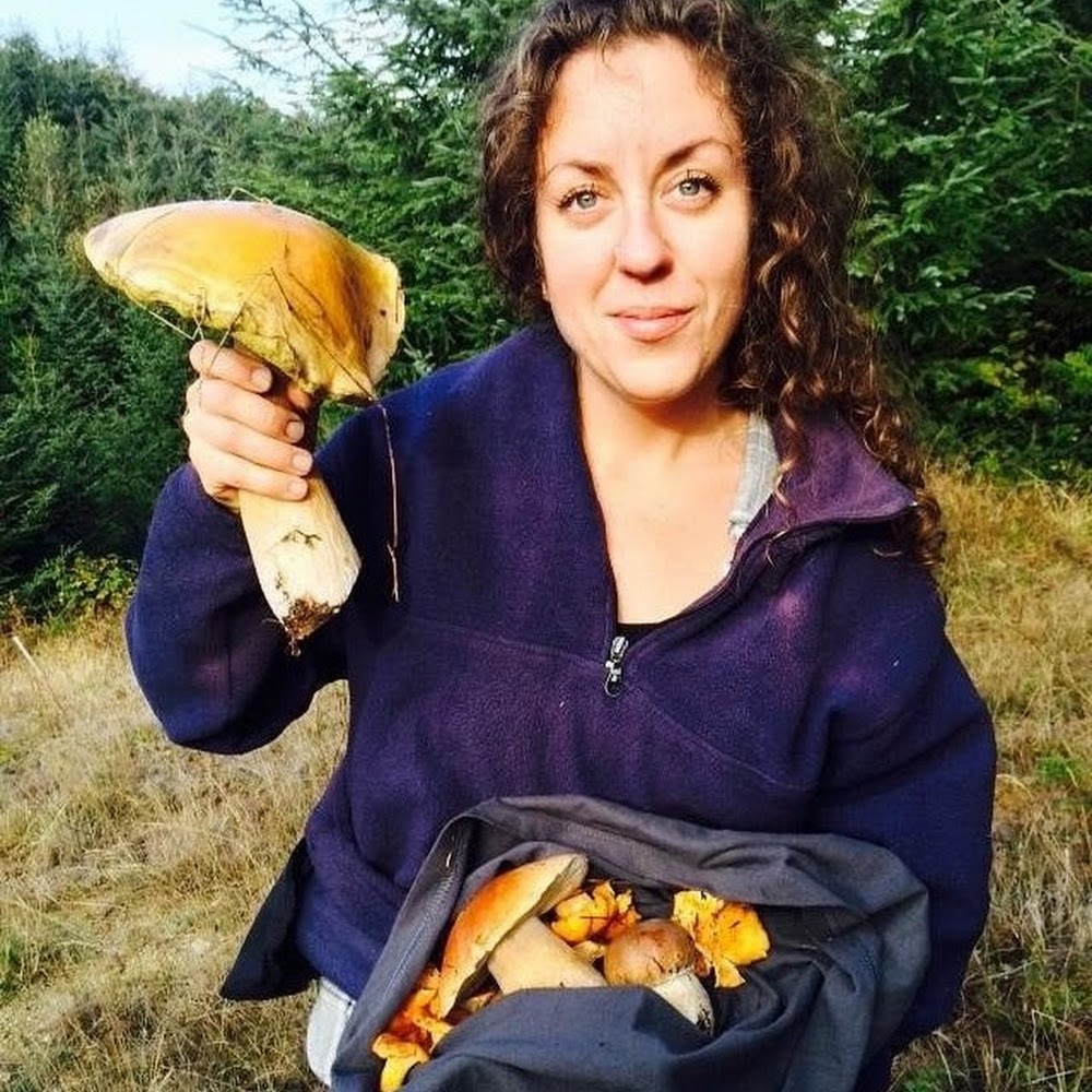 Meet your Posher, Crissy